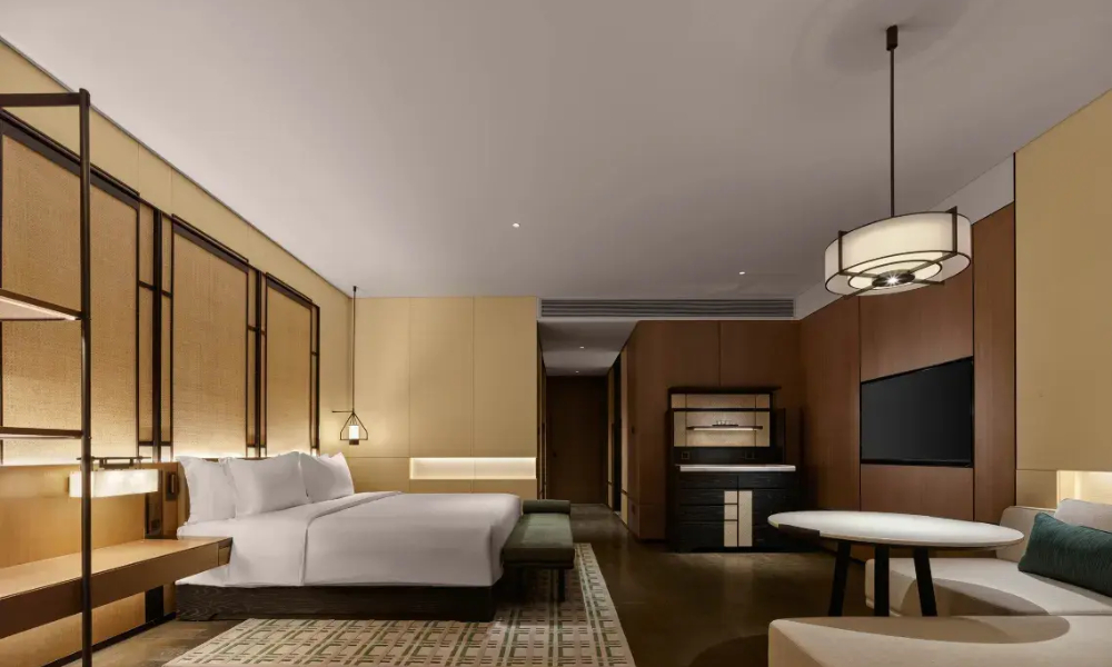 1mc0612000cynefam5114_W_1280_853_R5