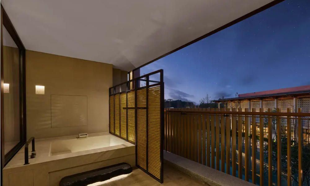 1mc5j12000cynbnhw38F2_W_1280_853_R5