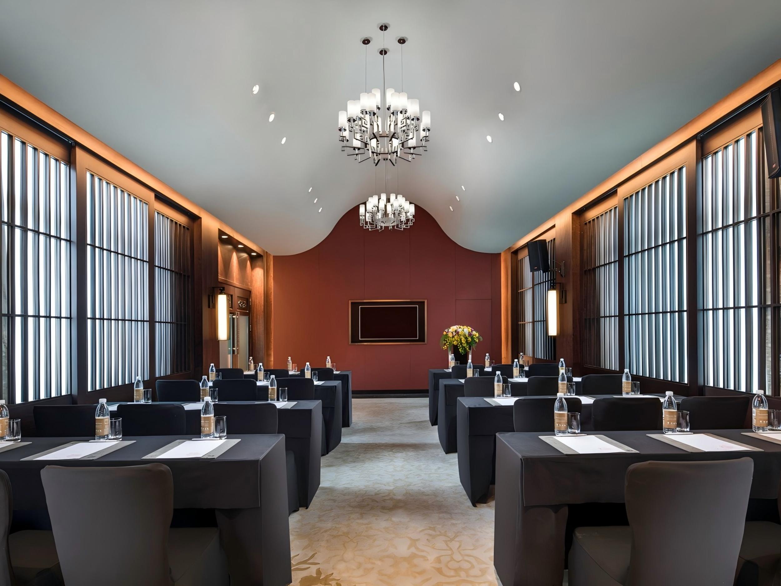 会议和活动 3(1)