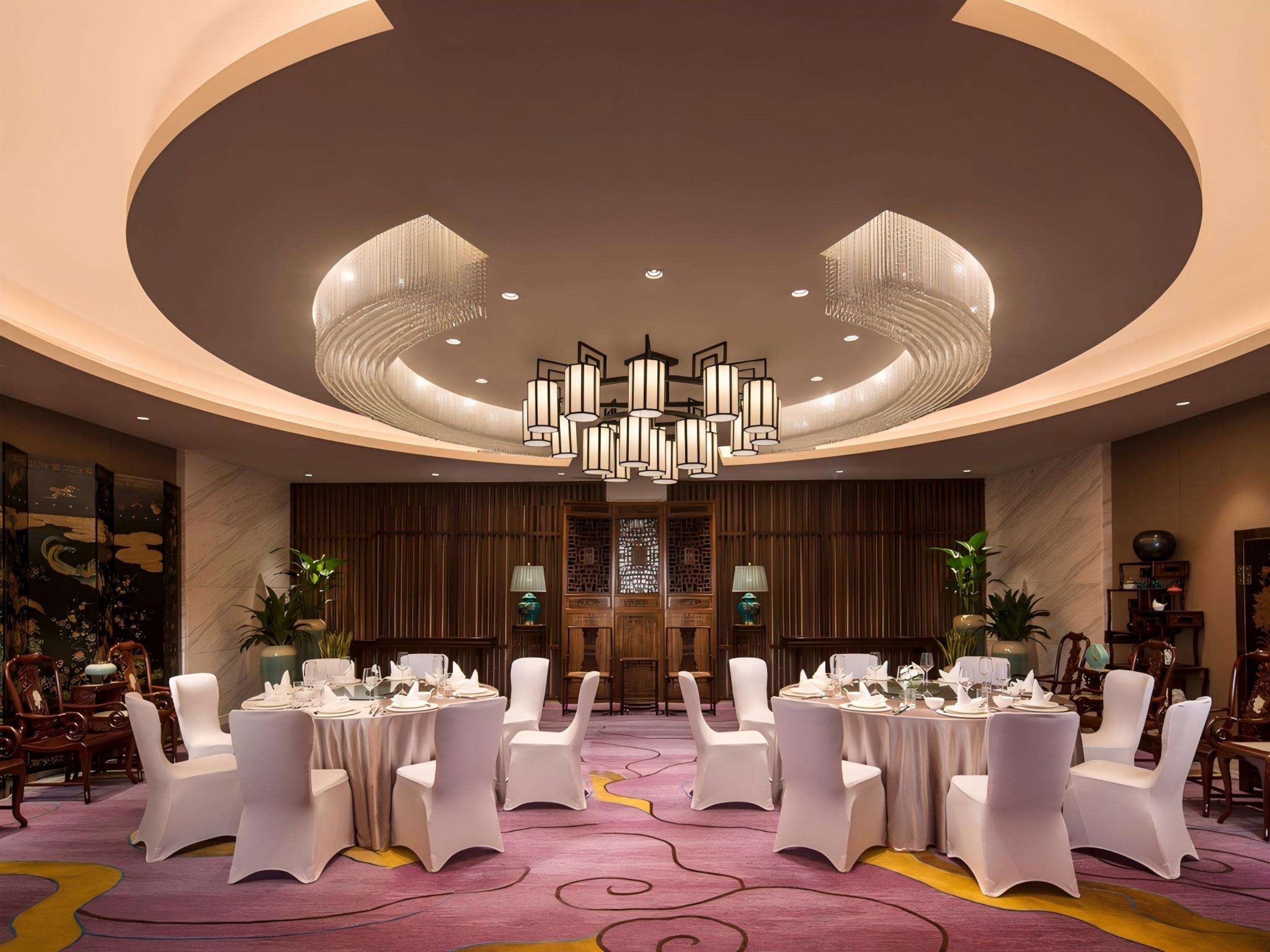 会议和活动 4(1)